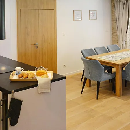 Halfway * Vel'ka Lomnica