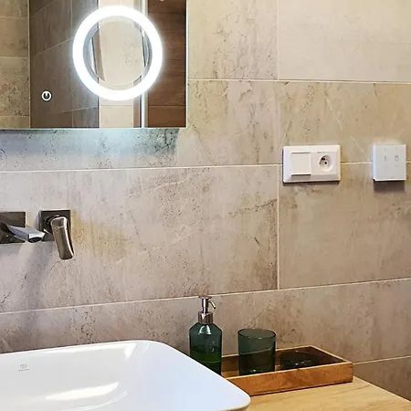 Halfway Vel'ka Lomnica